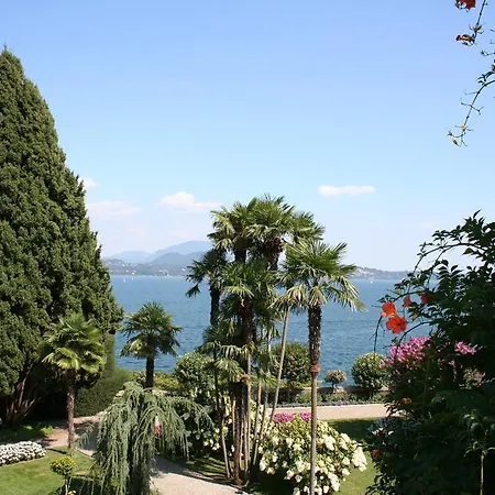Gli Oleandri Bed & Breakfast 4*