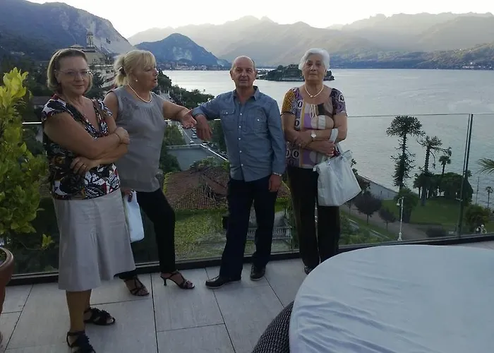 Gli Oleandri Couette-café Stresa