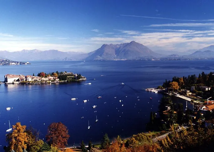 Gli Oleandri Couette-café Stresa