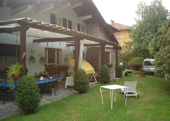 Bed & Breakfast Gli Oleandri 3*